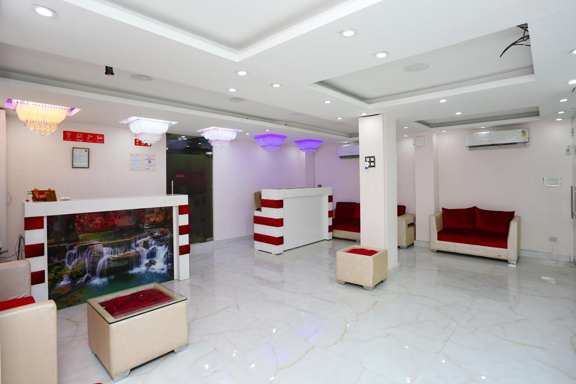 Oyo Flagship Hotel Aamantran Inn Нью-Дели Экстерьер фото